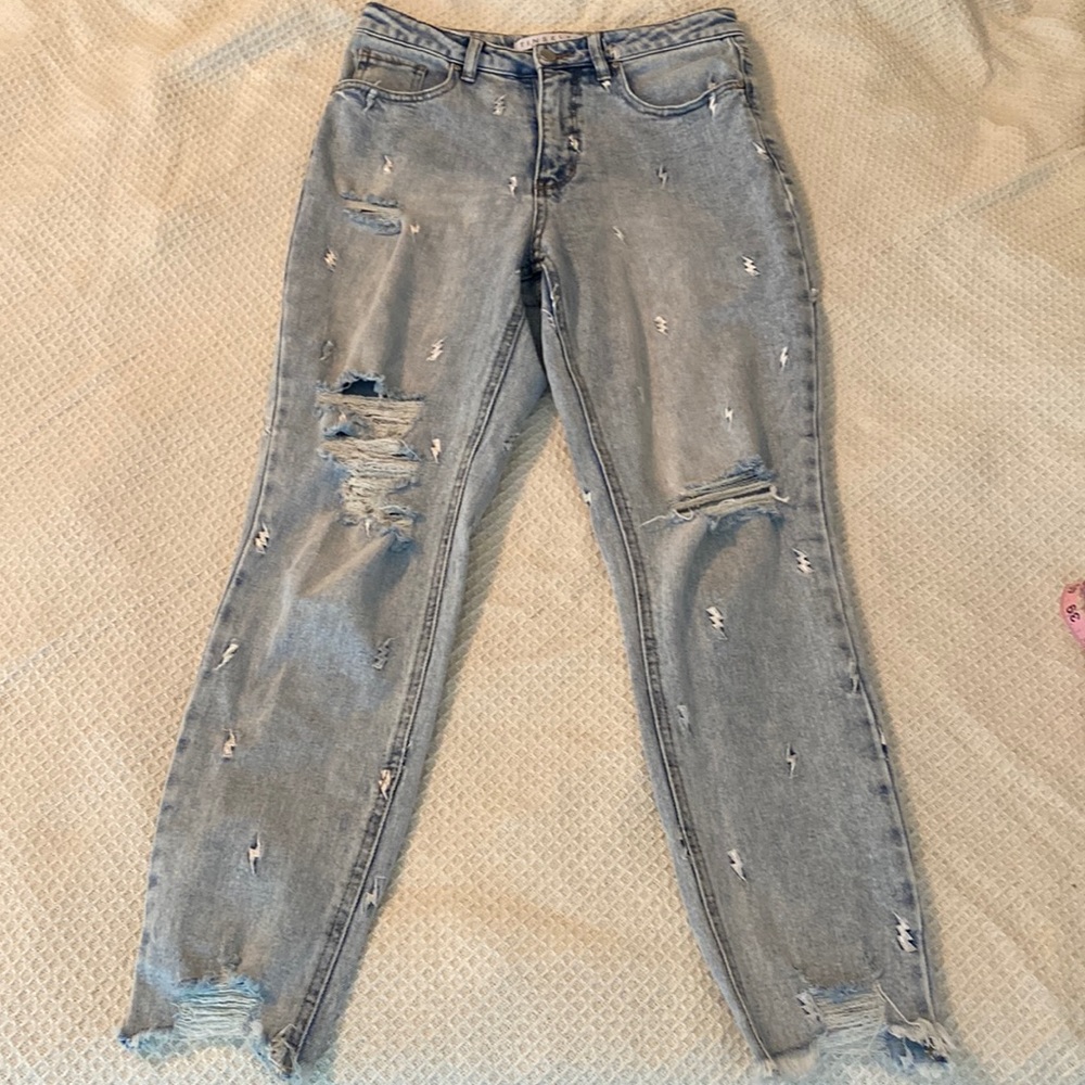 Tinseltown size 5 distressed Lightning Bolt jeans